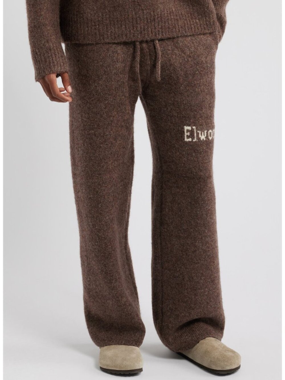 Elwood Intarsia Logo Baggy Sweatpants - Brown - Size Small